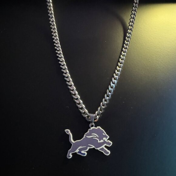 NFL Other - Silver Detroit Lions Necklace - Silver Plated - 5mm Cuban - 22" Chain - NFL
